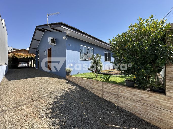 CASA NO BAIRRO AEROPORTO COM UM ÓTIMO TERRENO! - CASA NO BAIRRO AEROPORTO COM UM ÓTIMO TERRENO!