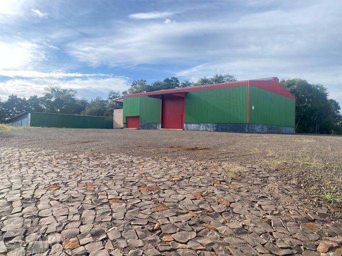 BarracÃ£o para locaÃ§Ã£o, Nova PetrÃ³polis  FRANCISCO BELTRAO - PR