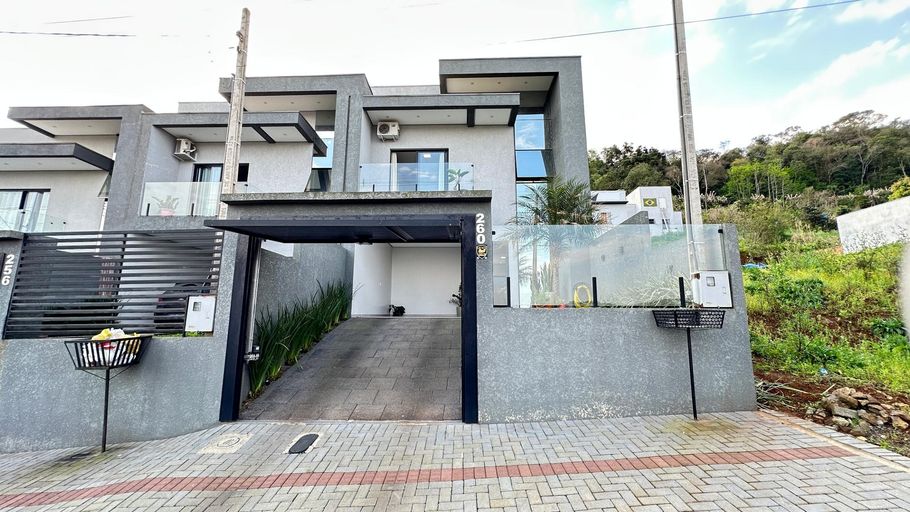Sobrado com 3 dormitÃ³rios Ã  venda, Sadia, FRANCISCO BELTRAO - PR